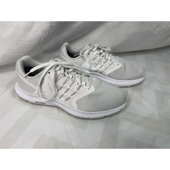 Nike Run Swift Women's Running Sneakers White Size US 9 - Picture 1 of 15